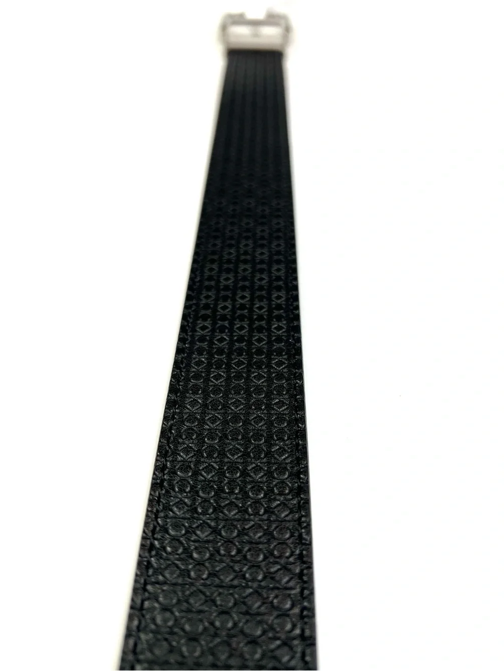 Calvin Klein Men's Micro Logo Strap Reversible Casual Belt Black Size S (30-32)